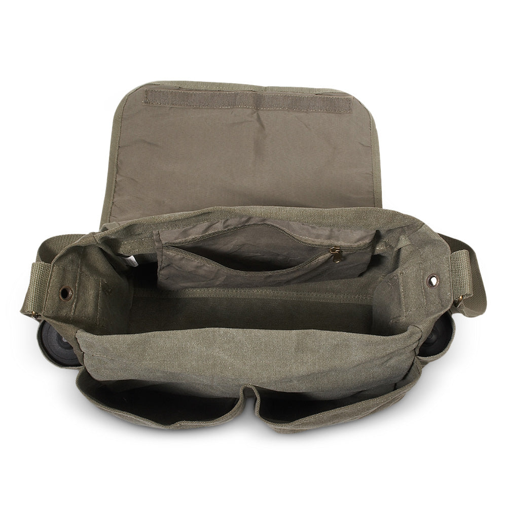 Roomy Canvas Messenger