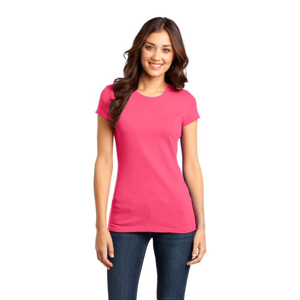 District ® Women’s Fitted Very Important Tee ®