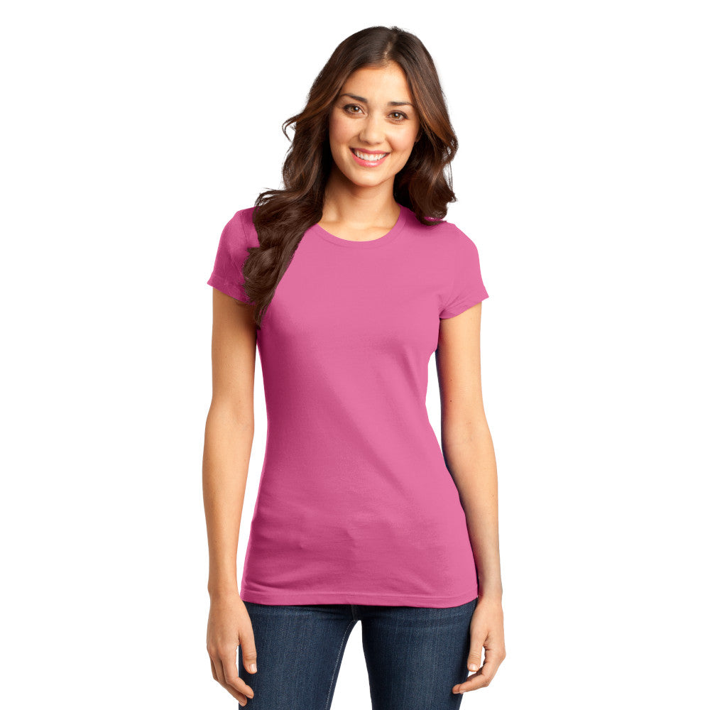 District ® Women’s Fitted Very Important Tee ®
