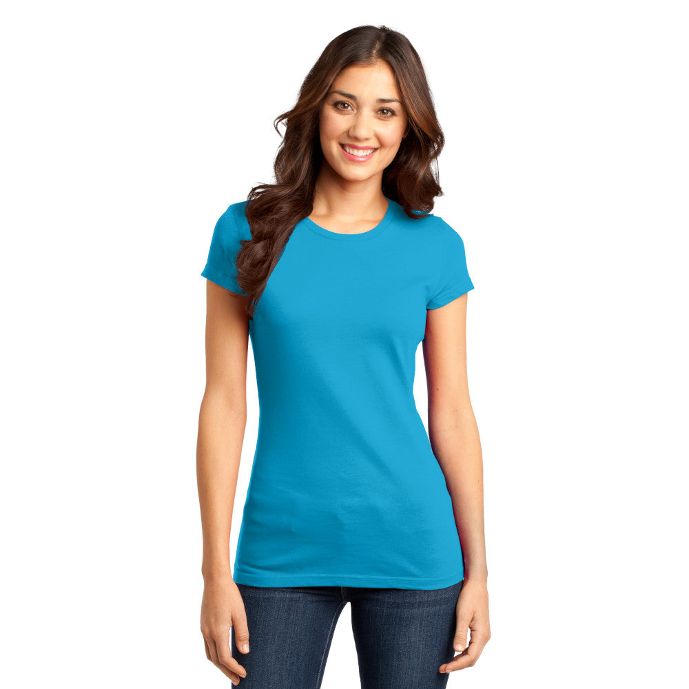 District ® Women’s Fitted Very Important Tee ®