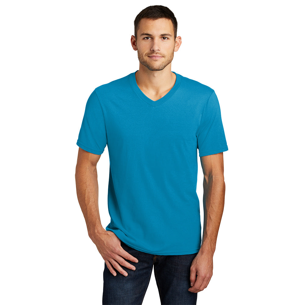 District ® Very Important Tee ® V-Neck