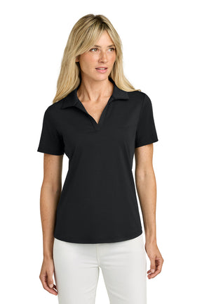 womens's short sleeve black shirts